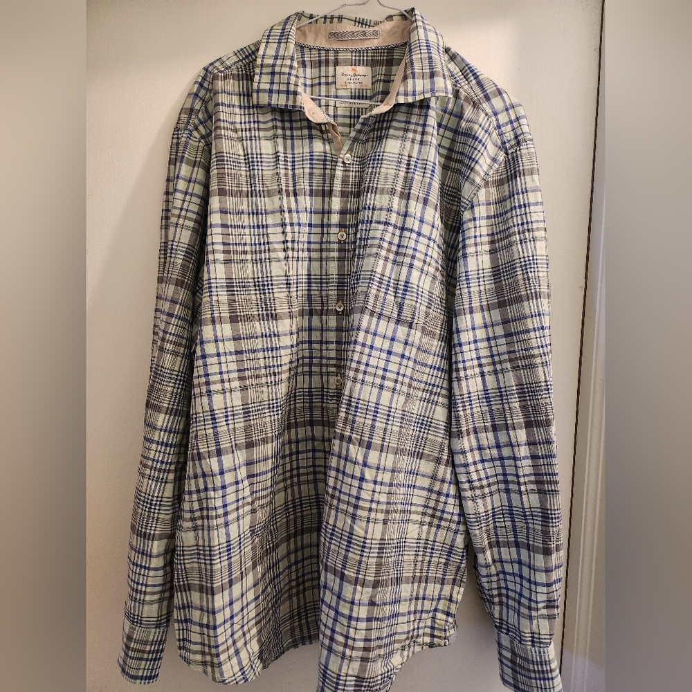 Tommy Bahama Island Crafted Button Down Shirt. Size xl. Preloved.